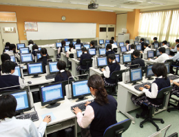 コンピュータ室